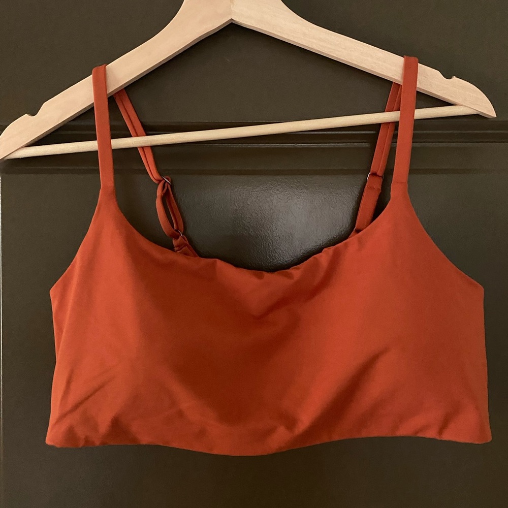 Athleta Scoop Bikini Top D-DD (L)